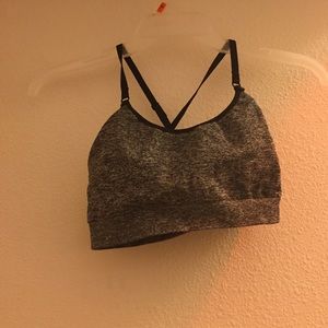 Sports bra