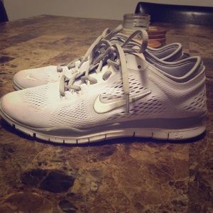 nike free run rainbow