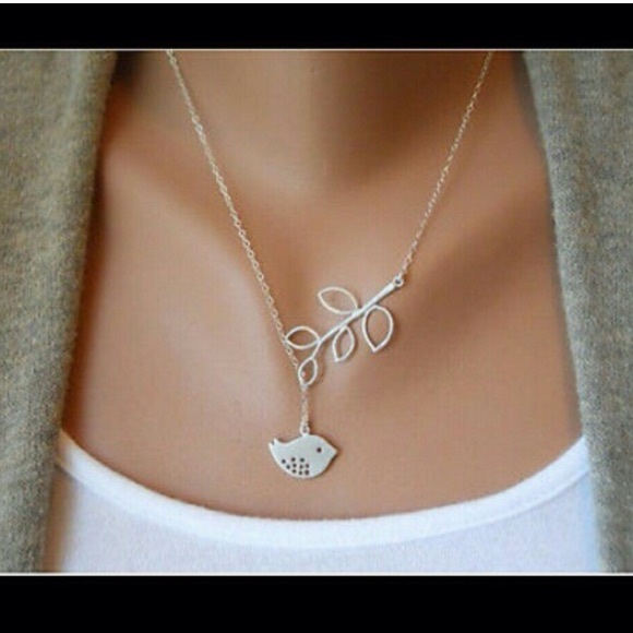 Alloy bird and leaf necklace