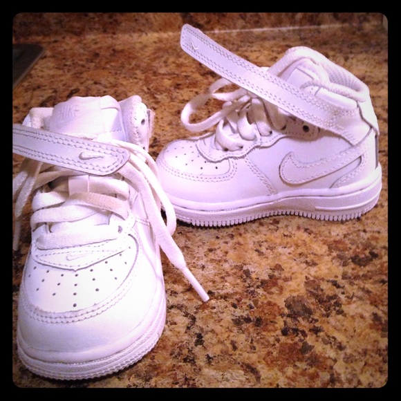 Nike mid tops size 4c baby boys