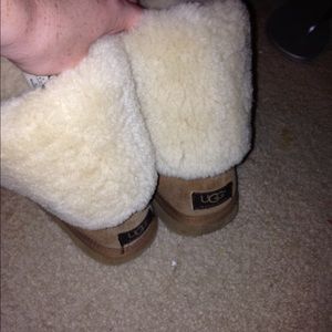 Light brown ugg boots