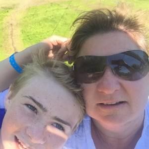 Meet your Posher, Sara