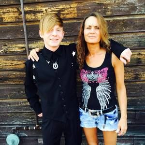 Meet your Posher, Sherry