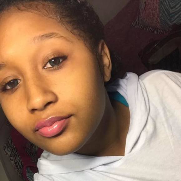 Meet your Posher, Aaliyah - Picture 1 of 1