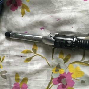 3/4 inch Conair curling iron