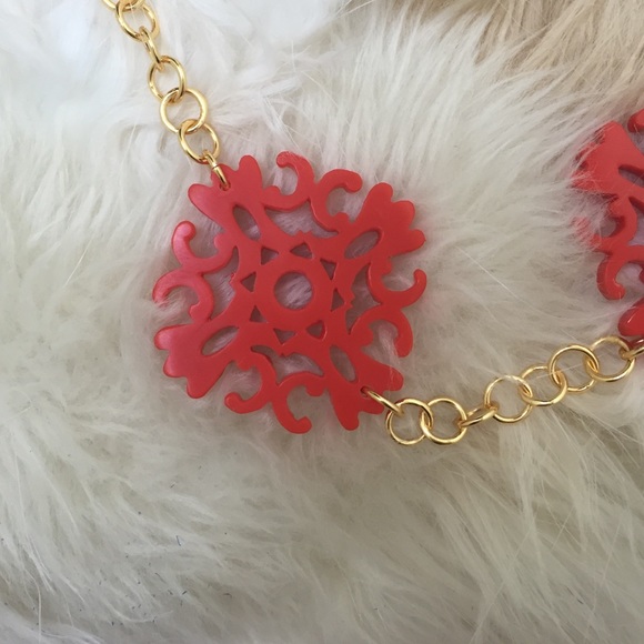 Long necklace - Picture 2 of 3