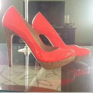 FLASH SALE..Brand new! Steve Madden Pumps
