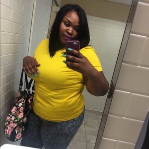 Meet your Posher, Ebony