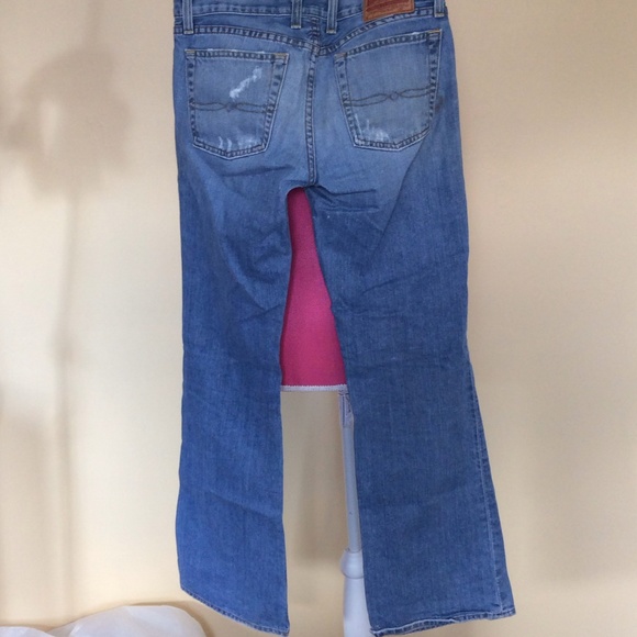Lucky Brand distressed jeans - Picture 3 of 4
