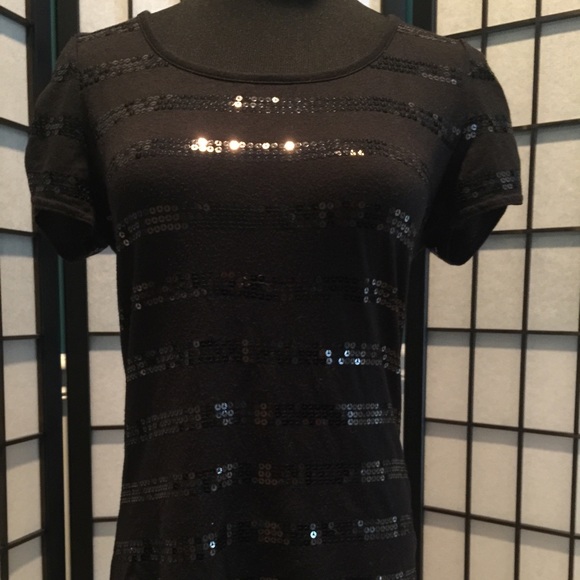 Candie's Tops - Black striped sequins short sleeve top