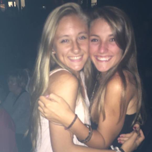 Meet your Posher, Sydney - Picture 3 of 3