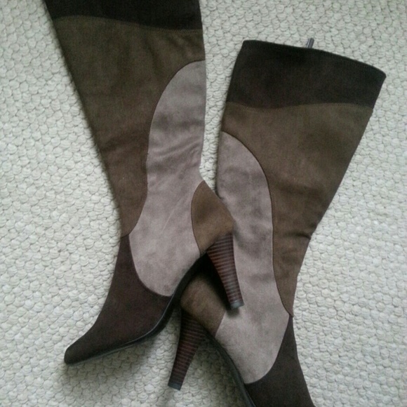 Meet your Posher, Marcella - Picture 2 of 2