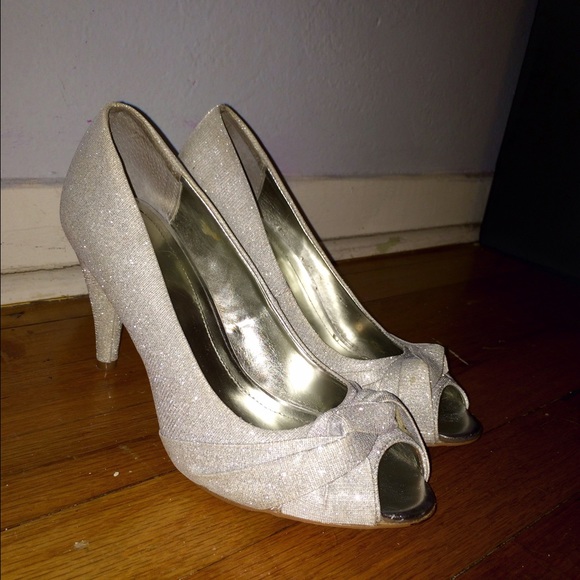 Sparkly High Heels - Picture 4 of 4