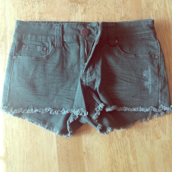 Olive denim short