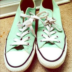 Pre love green mint converse