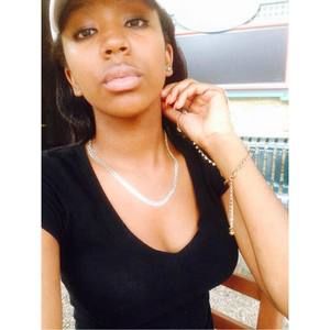 Meet your Posher, Daysia