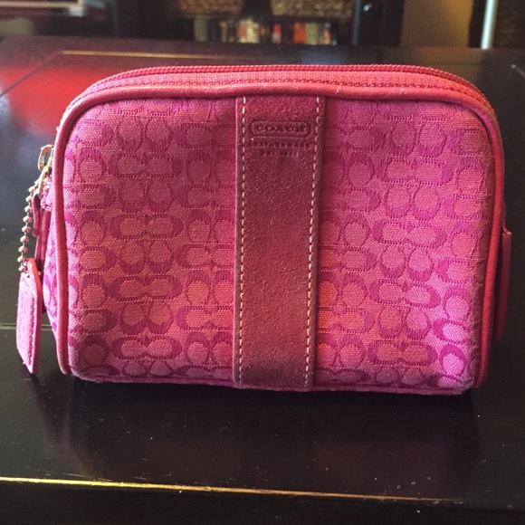 Coach cosmetic bag *reserved