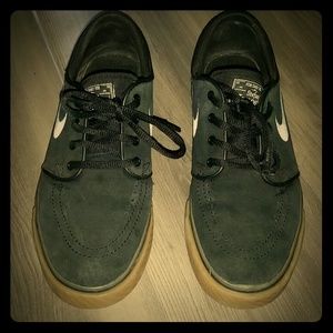 SOLD ON MERC.!!! NIKE SB Stefan Janoski Shoes