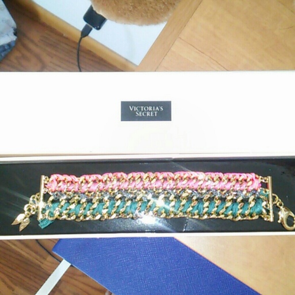 Victoria Secret Braclet