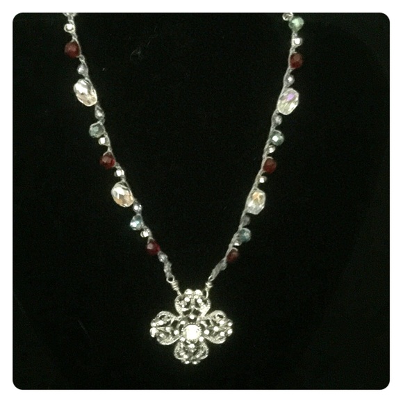 Gorgeous Handcrafted Necklace 18" - Picture 1 of 3