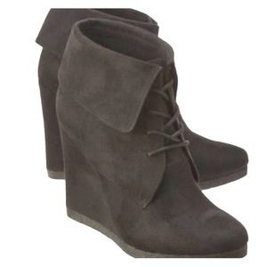 Black wedge booties size 9