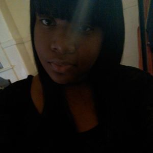 Meet your Posher, Rayna