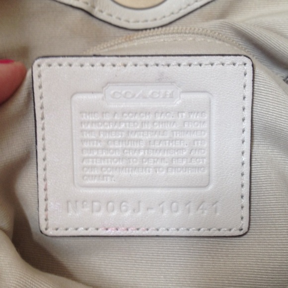 Coach purse - Picture 2 of 2