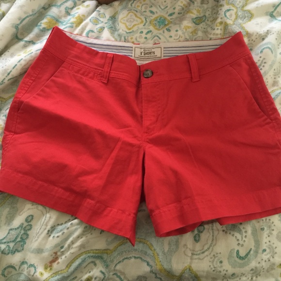 Red structured shorts