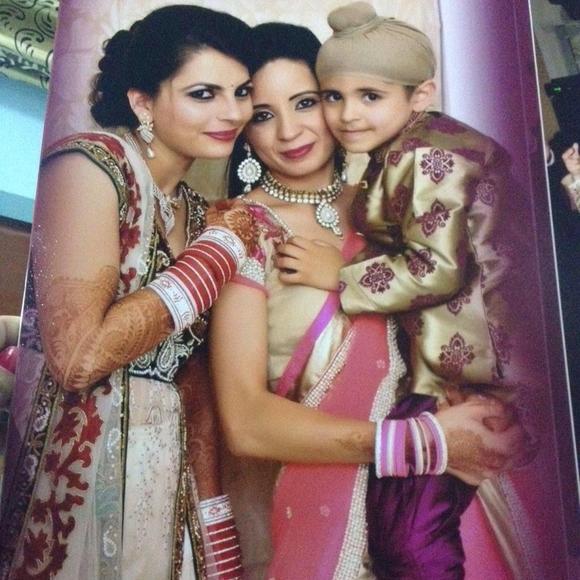 Meet your Posher, Rajni - Picture 1 of 1