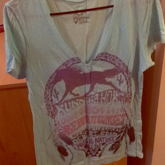 Aero v-neck
