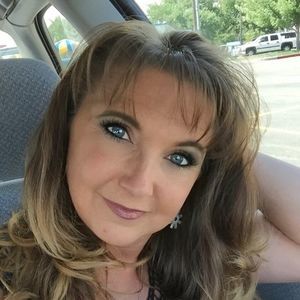 Meet your Posher, Candyce