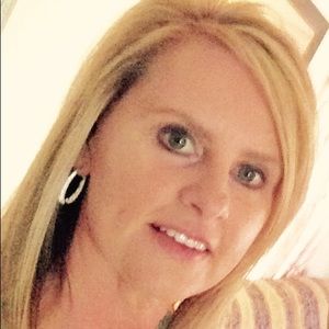 Meet your Posher, Joann