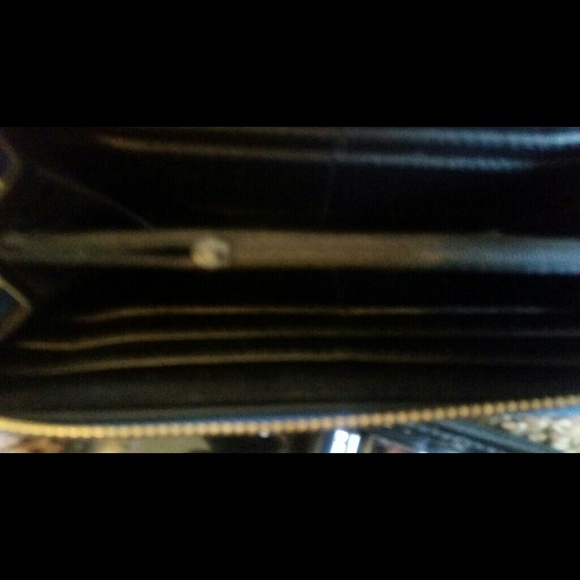 Wallet - Picture 2 of 2