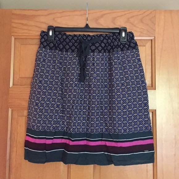 Tommy Hilfiger patterned skirt