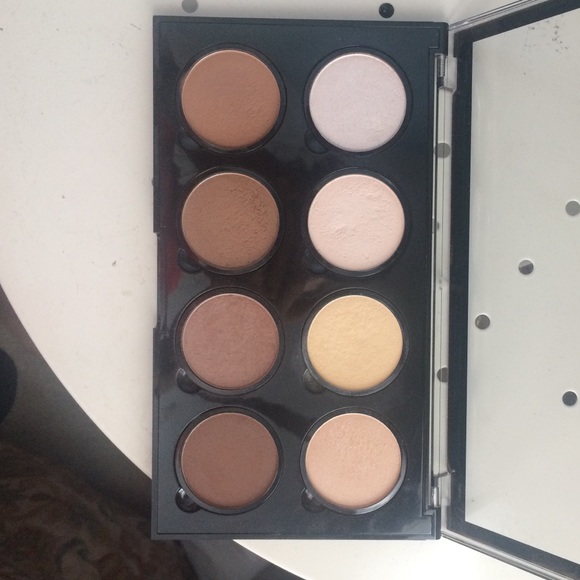NYX highlight & contour pro palette