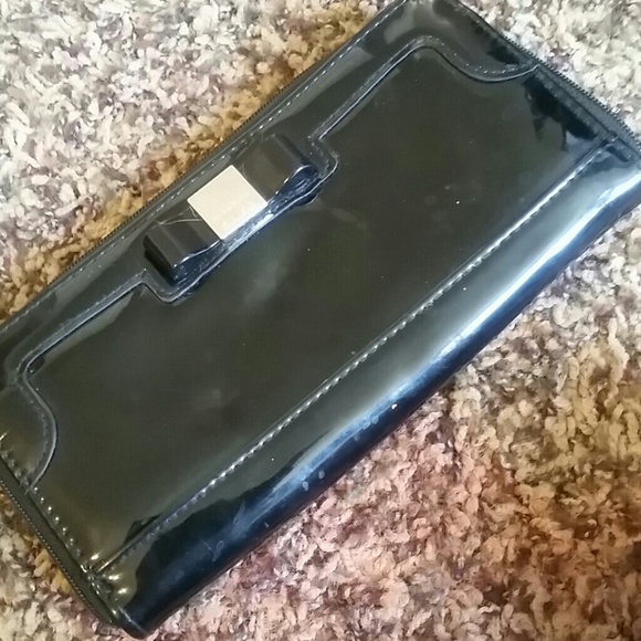Wallet - Picture 2 of 2