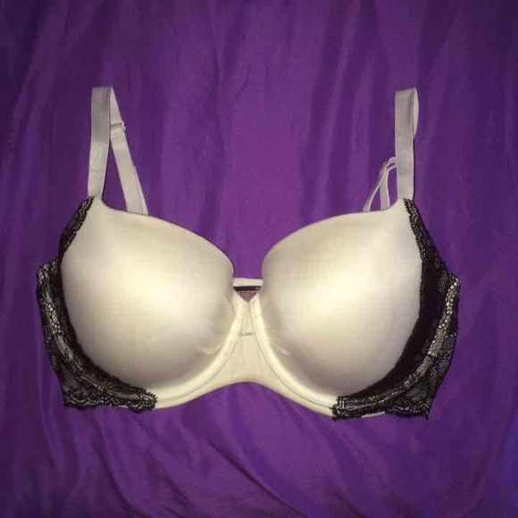 36DDD VS Bra