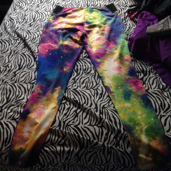 Nicki Minaj galaxy leggings