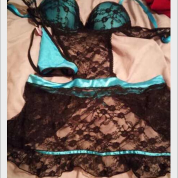 Black/blue lingerie