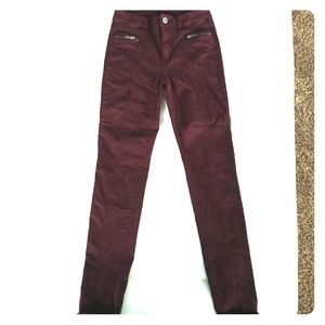 American Eagle high rise jeggings.