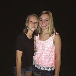 Meet your Posher, Elise