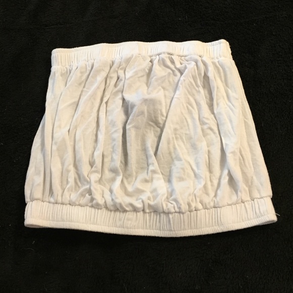 White cropped tube top 🎂