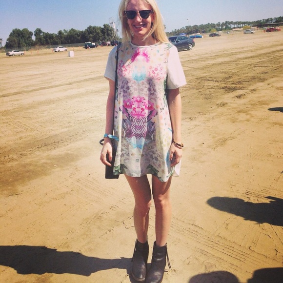 Meet your Posher, Caroline - Picture 8 of 8