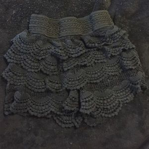Black fringy lace shorts 🌞