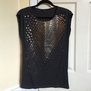 XXI metallic charcoal grey tee🌚