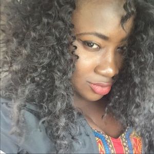 Meet your Posher, Gina