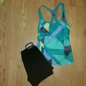 RESERVED-Nike Dri-Fit tank