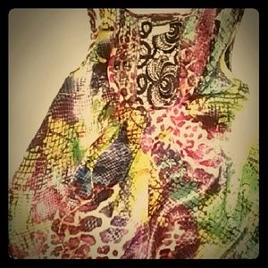 Daytrip flowy tank super cute