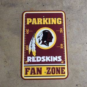 Redskins sign