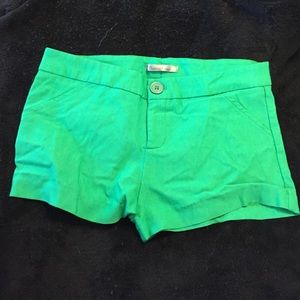 Polyester stretchy green shorts 🌿